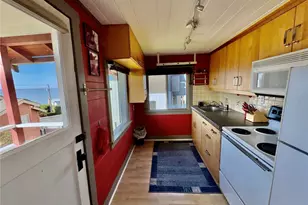 522 12th St, Bellingham, WA 98225 - Photo 16