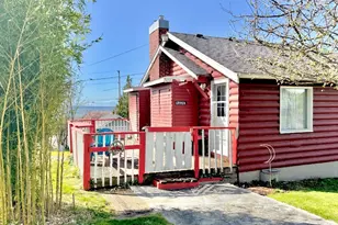 522 12th St, Bellingham, WA 98225 - Photo 6