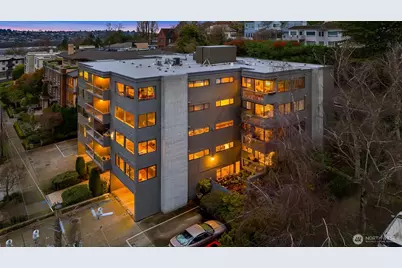 654 W Olympic Place #203, Seattle, WA 98119 - Photo 32