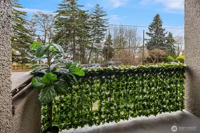 654 W Olympic Place #203, Seattle, WA 98119 - Photo 18