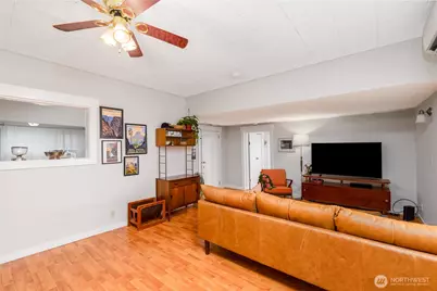 1031 W Glenwood St, Port Angeles, WA 98363 - Photo 4