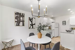 6525 200th St SW, Lynnwood, WA 98036 - Photo 4