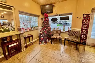 9222 Silverdale Way NW, Silverdale, WA 98383 - Photo 10