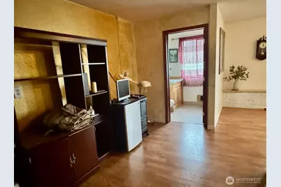 9222 Silverdale Way NW, Silverdale, WA 98383 - Photo 6