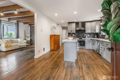 25710 Pacific St, Black Diamond, WA 98010 - Photo 4