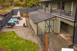 25710 Pacific St, Black Diamond, WA 98010 - Photo 26