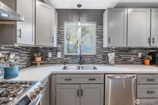 25710 Pacific St, Black Diamond, WA 98010 - Photo 8