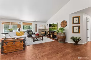 1094 SW Depot Ct, Port Orchard, WA 98367 - Photo 4