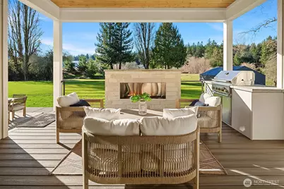 19902 Broadway Avenue, Snohomish, WA 98296 - Photo 16