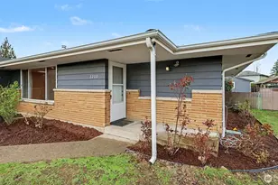 2200 NE 12th, Renton, WA 98056 - Photo 4