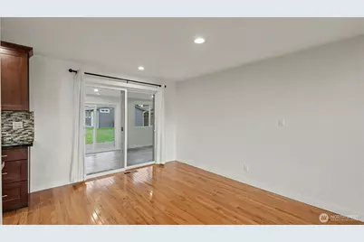 2200 NE 12th, Renton, WA 98056 - Photo 14