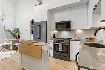 916 NW 56th Street #G, Seattle, WA 98107 - Photo 6