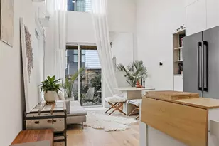 916 NW 56th St, Seattle, WA 98107 - Photo 4