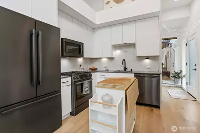 916 NW 56th Street #G, Seattle, WA 98107 - Photo 8