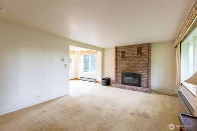 20115 76th Avenue W, Lynnwood, WA 98036 - Photo 6