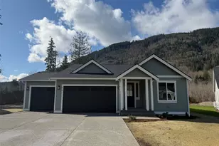 8143 Peaceful Vly Ct, Maple Falls, WA 98266 - Photo 2