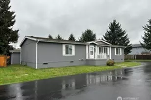 5711 NE 100th St, Marysville, WA 98270 - Photo 2