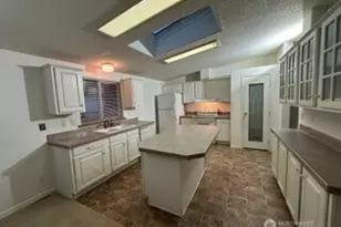 5711 NE 100th St, Marysville, WA 98270 - Photo 8