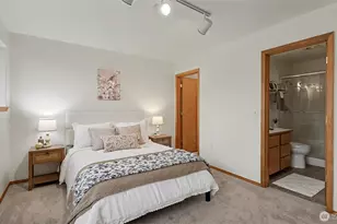 2838 SW Nevada St, Seattle, WA 98126 - Photo 10