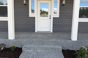 8139 Peaceful Vly Ct, Maple Falls, WA 98266 - Photo 4