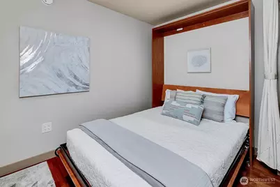 10650 NE 9th Place #422, Bellevue, WA 98004 - Photo 22