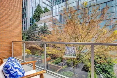 10650 NE 9th Place #422, Bellevue, WA 98004 - Photo 26