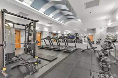 10650 NE 9th Place #422, Bellevue, WA 98004 - Photo 30