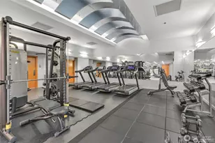 10650 NE 9th Pl, Bellevue, WA 98004 - Photo 30