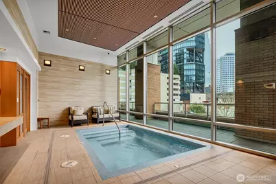 10650 NE 9th Place #422, Bellevue, WA 98004 - Photo 28