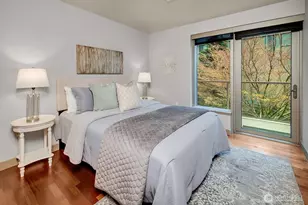 10650 NE 9th Pl, Bellevue, WA 98004 - Photo 16