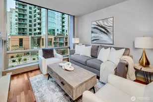 10650 NE 9th Pl, Bellevue, WA 98004 - Photo 2