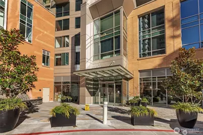 10650 NE 9th Place #422, Bellevue, WA 98004 - Photo 38