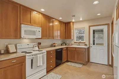 15 SW 13th Street, College Place, WA 99324 - Photo 16