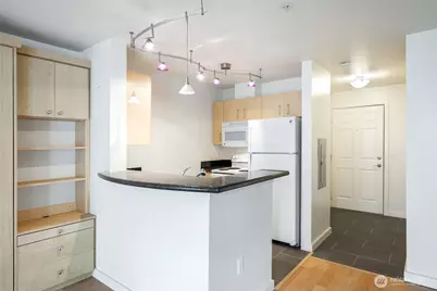 108 5th Avenue S #720, Seattle, WA 98104 - Photo 8
