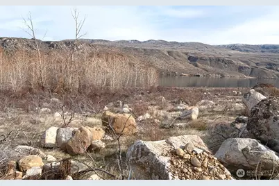 0 Nna Lot 1 Lazy Lightning Lp, Pateros, WA 98846 - Photo 18