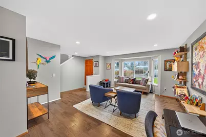 17427 Spruce Way, Lynnwood, WA 98037 - Photo 4