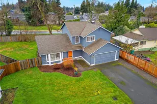 17427 Spruce Way, Lynnwood, WA 98037 - Photo 2