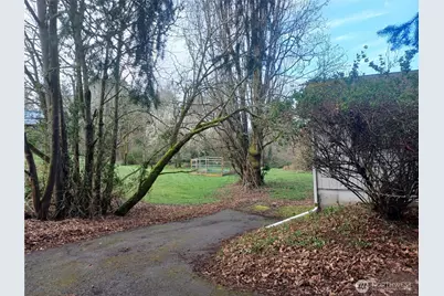 714 Union Avenue, Steilacoom, WA 98388 - Photo 2