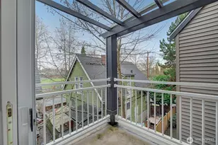 215 20th Ave E, Seattle, WA 98112 - Photo 20