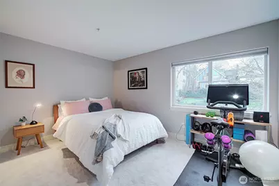 215 20th Avenue E #307, Seattle, WA 98112 - Photo 10