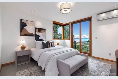 810 W Lee, Seattle, WA 98119 - Photo 18