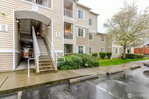 18615 101st Ave Ct E, Puyallup, WA 98375 - Photo 2