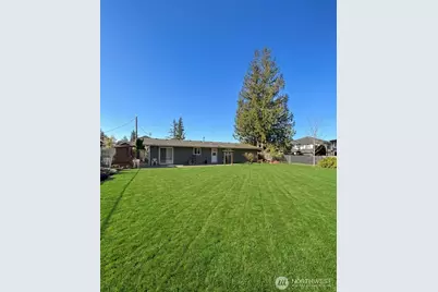 5006 NE 6th Street, Renton, WA 98059 - Photo 16