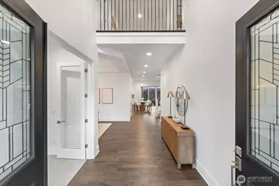 13707 NE 133rd Place, Kirkland, WA 98034 - Photo 2