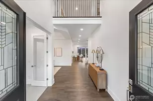 13707 NE 133rd Pl, Kirkland, WA 98034 - Photo 2