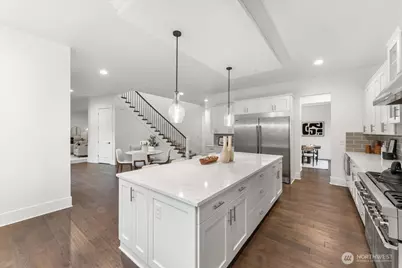 13707 NE 133rd Place, Kirkland, WA 98034 - Photo 14