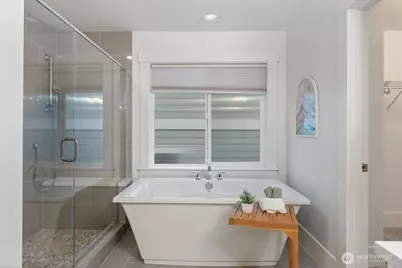 13707 NE 133rd Place, Kirkland, WA 98034 - Photo 28