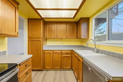 820 Cady Road #H101, Everett, WA 98203 - Photo 8
