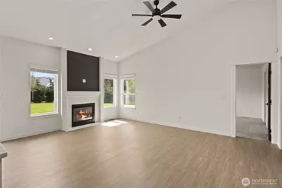 8401 152nd Avenue E, Puyallup, WA 98372 - Photo 12
