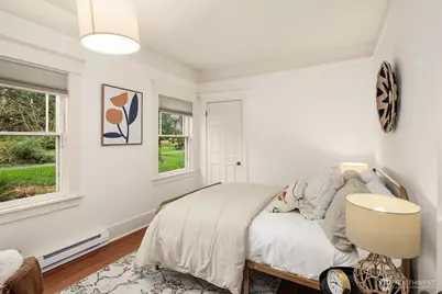 749 N 96th Street, Seattle, WA 98103 - Photo 16
